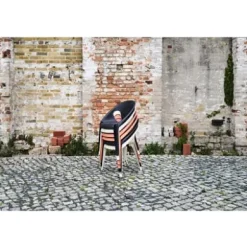 Armlehnstuhl Bell Chair