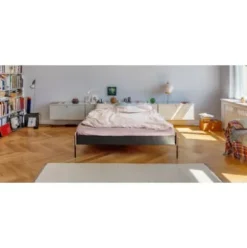 Bett Hans