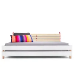 Bett Stiege, Stapelbar