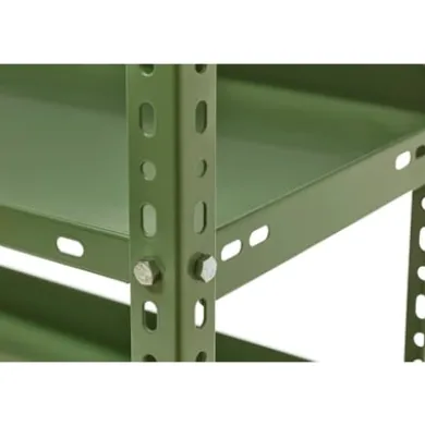 Boden zu Regal Industrie