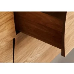 Sideboard Reflect