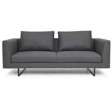 Sofa August