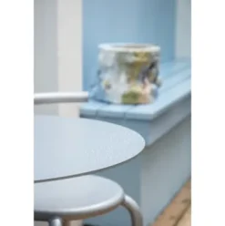 Tisch Heb